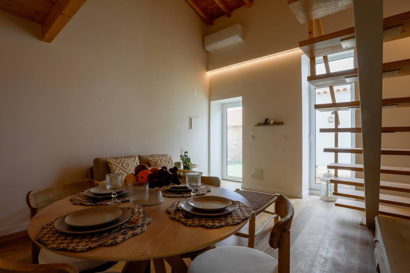 Ganze Wohnung, Vila Santa Luzia 2 mit Gemeinschaftspool, Wlan und Klimaanlage in Fátima, Santarém Distrikt