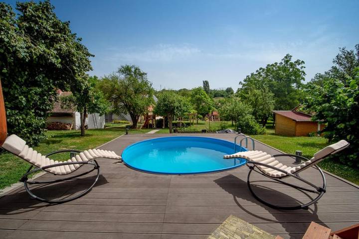 Chalet für 5 Personen, mit Whirlpool und Terrasse sowie Garten und Kinderpool in Ungarn - 2