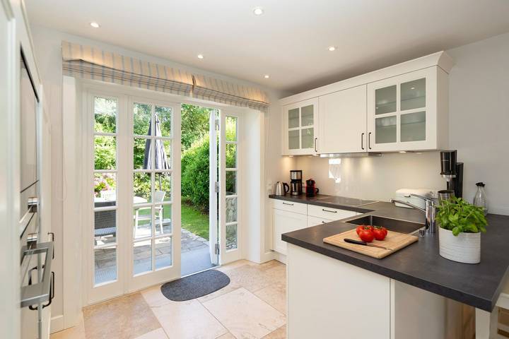 Ferienhaus für 7 Personen, mit Terrasse und Garten sowie Sauna in Keitum - 4