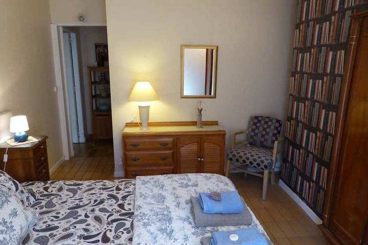 Maison de campagne pour 8 personnes, avec jardin ainsi que terrasse et piscine à Rognonas - 4