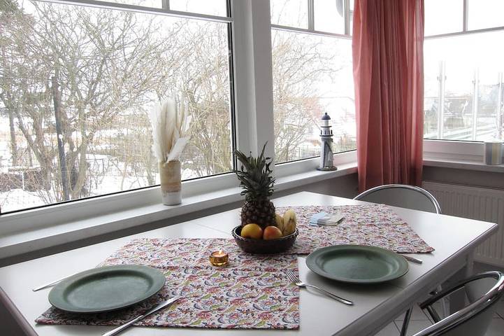 Ferienhaus für 2 Personen, mit Sauna und Garten in Thiessow