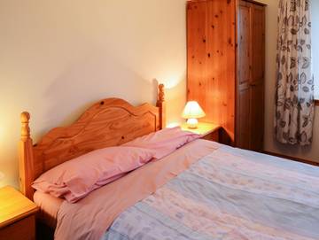 Cottage for 6 Guests in Highlands, Scotland, Picture 4