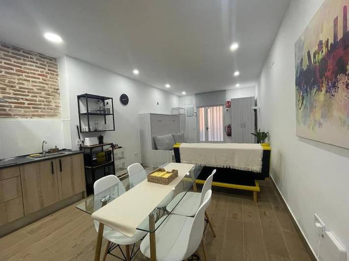 Casa rural para 3 personas, Se admiten mascotas en Madrid - 2