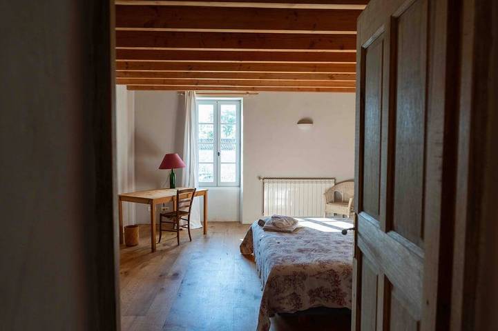 Location de vacances pour 10 personnes, avec terrasse et jardin à Gazaupouy - 4