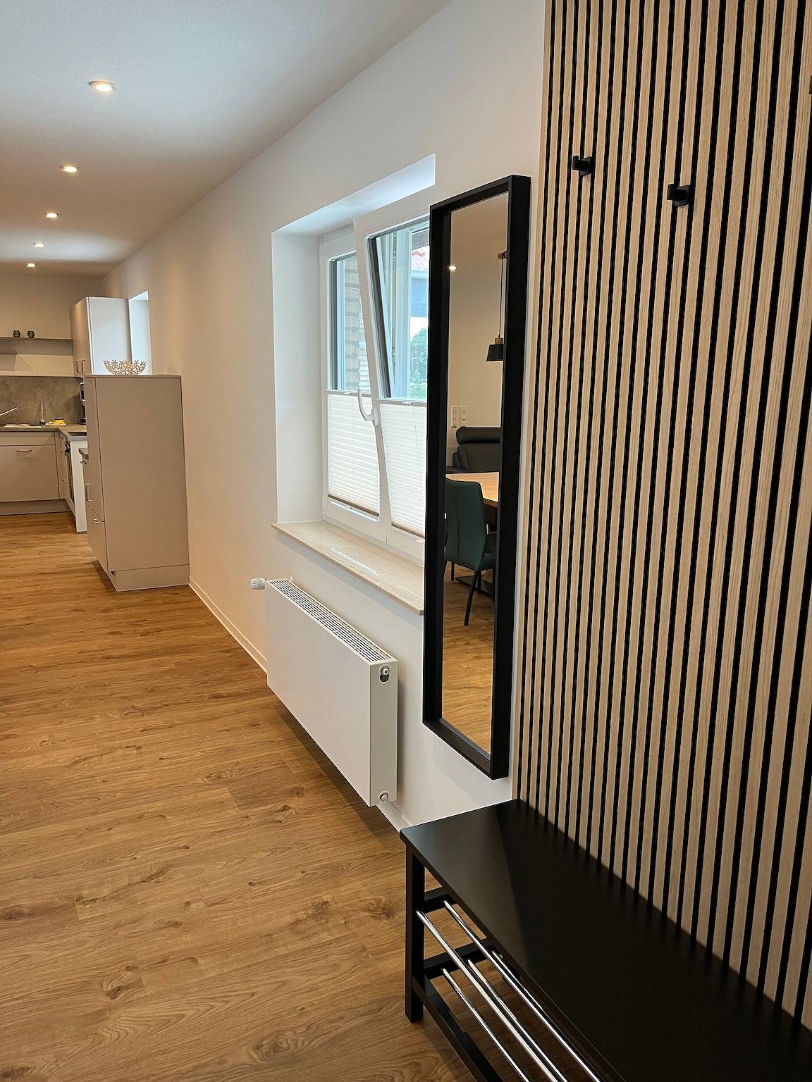 Ganze Wohnung, Ferienwohnung 'Seeterasse' mit Seeblick, Balkon und Wlan in Versmold, Münsterland