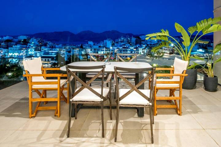 Ganze Wohnung, Apartment mit Seeblick, Whirlpool, Meerblick, Wlan und Klimaanlage in Almyros Strand (Agios Nikolaos), Lasithi