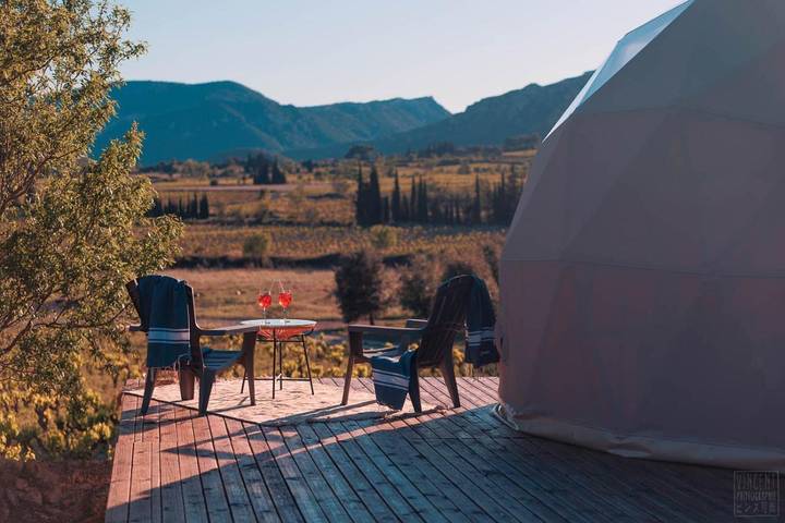 Location de vacances pour 2 personnes, avec terrasse ainsi que piscine et vue à Tuchan - 4