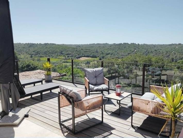 Casa de vacaciones para 4 personas, con vistas además de terraza y piscina - 1