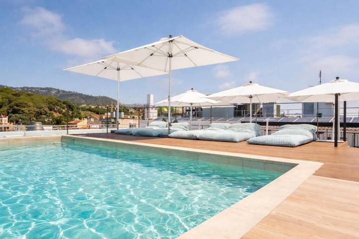 Hôtel, avec Jacuzzi et Terrasse ainsi que Piscine et Sauna