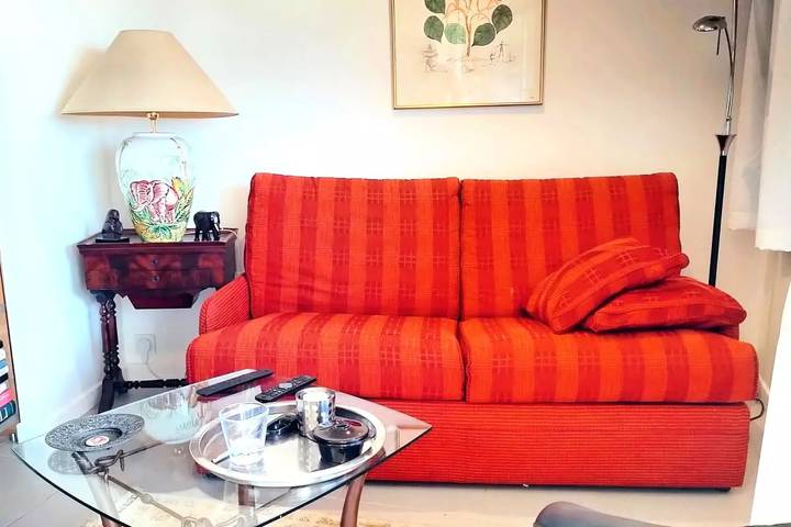 Gîte pour 2 personnes, avec terrasse dans Plage de La Gorguette