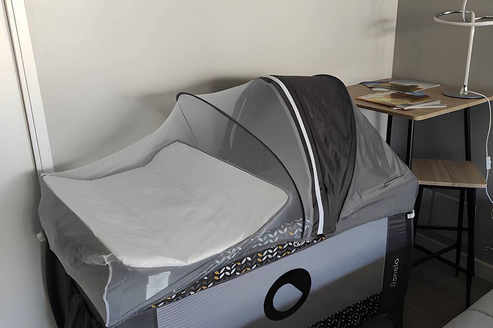 Entire apartment, Studio Apartment 'Chamole' with Wi-Fi in Chamole, Jura