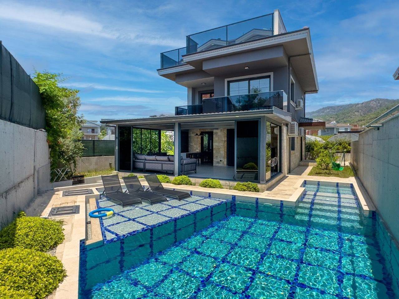 Große Villa in Fethiye Ciftlik in Fethiye, Egeo Turco