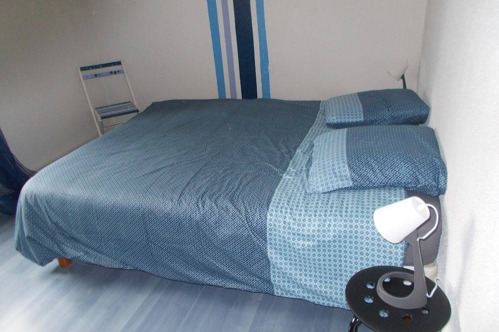 Architect-designed house in the countryside with private pool near Beaune in Lusigny-sur-Ouche, Beaune region