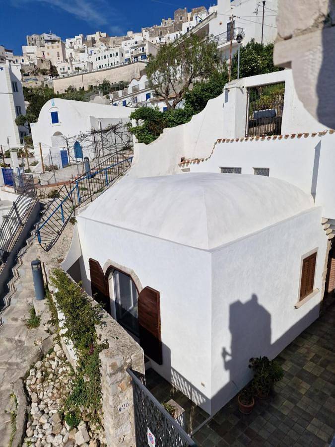 Ferienhaus für 4 Personen, mit Terrasse und Garten in Peschici