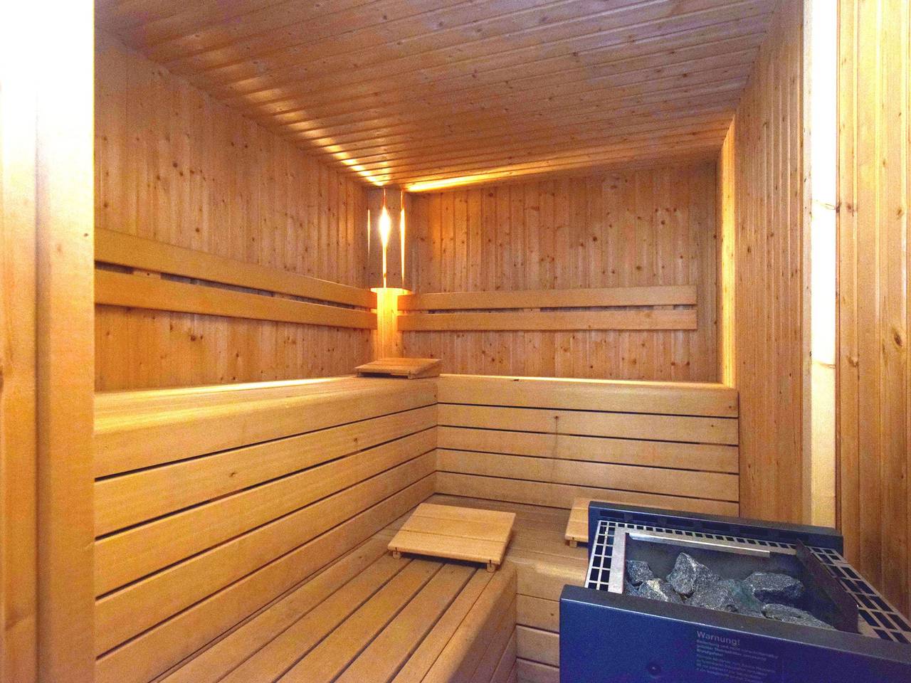 Villa in Malmedy mit Pool für 30 Von Belvilla in Malmedy, Naturpark Hohes Venn
