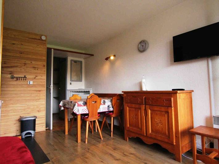 Apartamento entero, Estudio acogedor para 5 personas cerca de pistas y comercios, Alpe d'Huez in Huez, Parque Nacional de los Ecrins