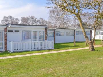 Holiday Home for 5 People in Hemsby, Newport (Norfolk), Photo 1