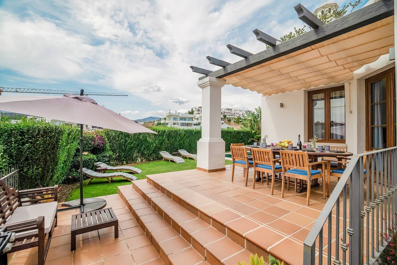 Apartment Amazing view to golf courses 14 pax with Sea View, Pool, Terrace & Wi-Fi in La Resina, Estepona
