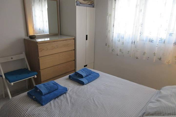 Appartement entier, Appartement attrayant avec des vues spectaculaires et une piscine partagée in Frigiliana Road, Frigiliana
