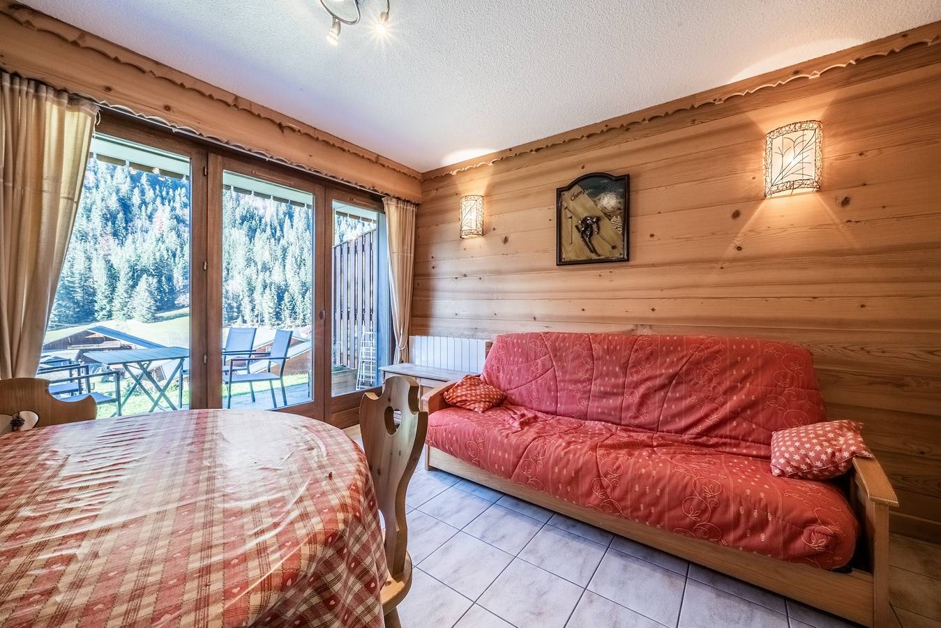 Appartamento intero, Studio con terrazza privata e vista montagna a Chatel, 4 persone in Chatel, Les Portes du Soleil