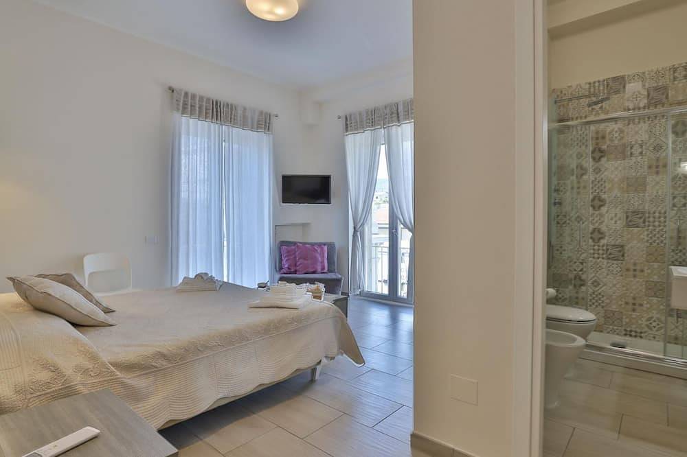 Bed & Breakfast a Salerno Id 548 in Salerno, Tyrrhenian Coast Campania