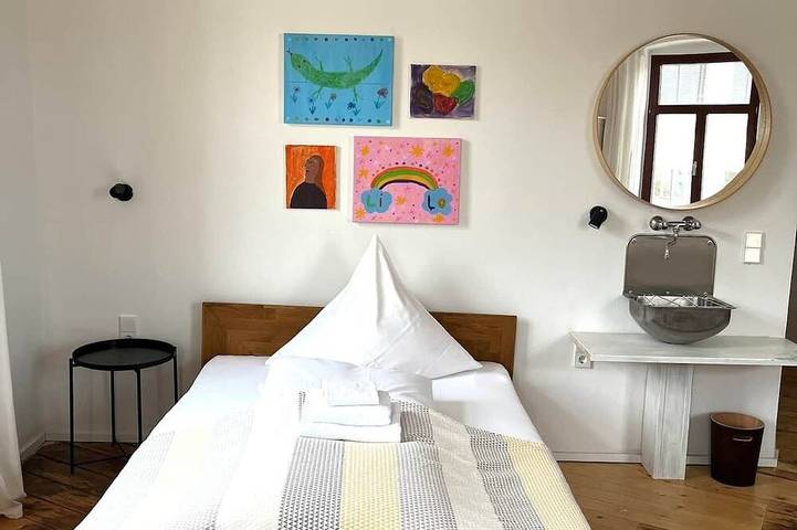Künstlerzimmer 2.3 - das Familienzimmer in Gera, Ostthüringen