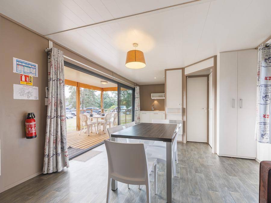Village Vacances Bel-Air Village Les Demeures du Lac - Mobilheim 4 personen - Cottage Premium 2 Zi 4 Personen Anreise Samstag in Saint-Rémy-sur-Durolle, Regionaler Naturpark Livradois-Forez