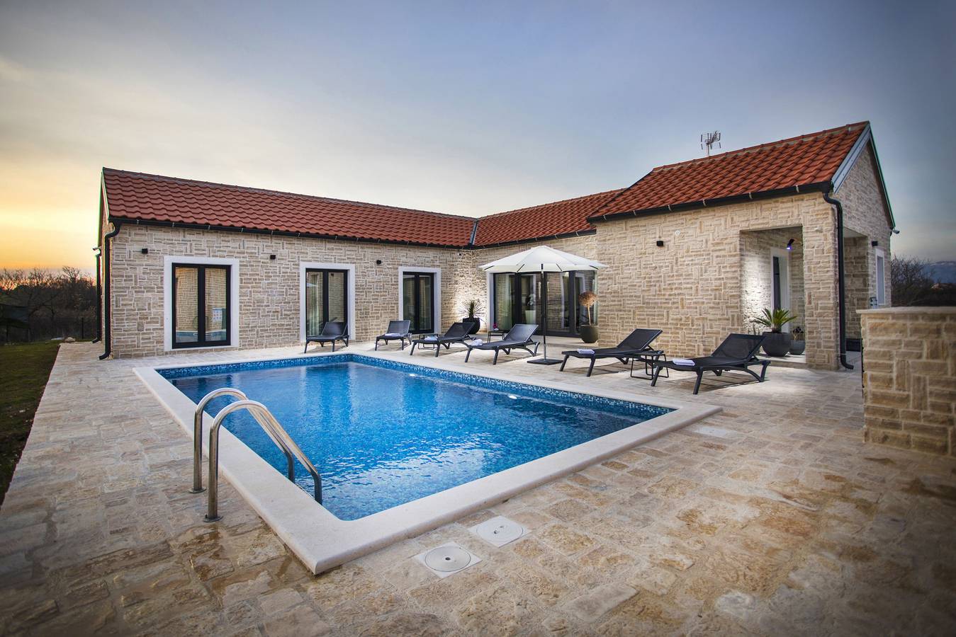 Villa für 8 Personen in Privlaka, Zadar