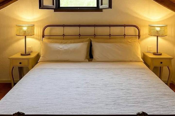 Romantic Pergamonto Cottage with private pool & sea view in Skopelos Stadt, Sporaden