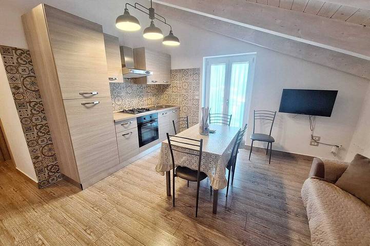 Ferienwohnung für 4 Personen, mit Terrasse in Santa Maria di Castellabate