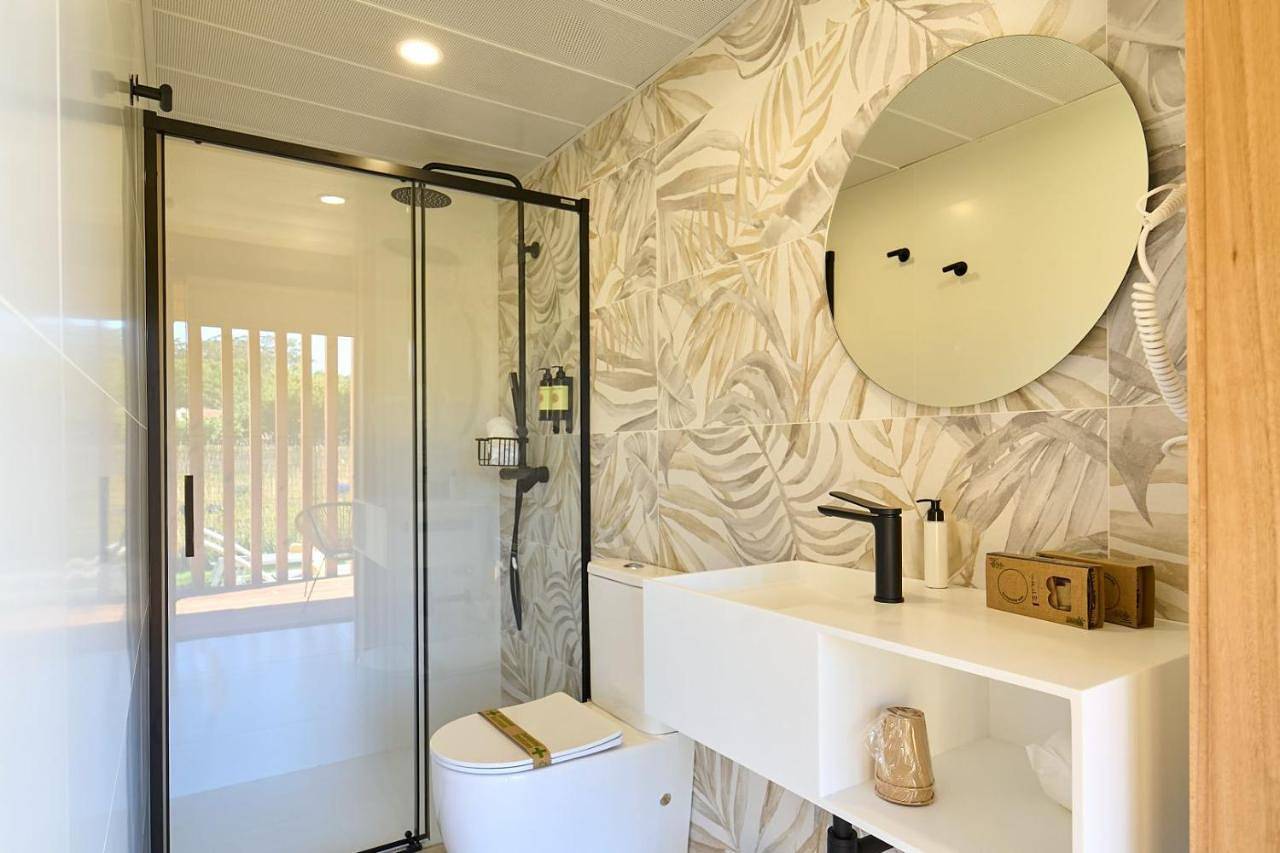 Cabin with Jacuzzi in Praia de Menduiña (Cangas), Cangas