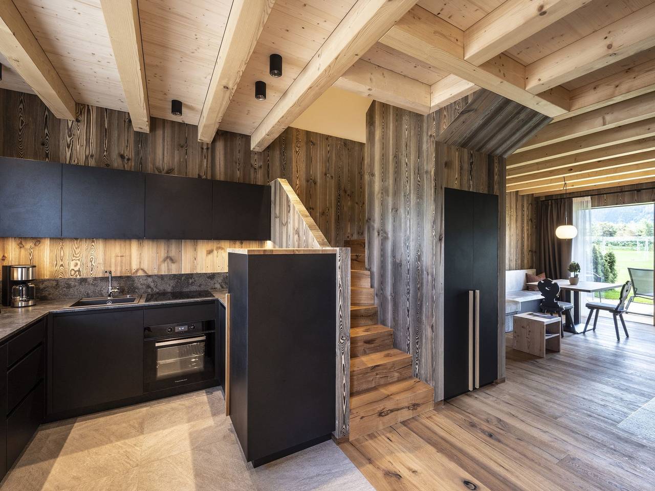 Ganze Ferienwohnung, Kessler's Mountain Lodge - Appartement Comfort Garten in Viums, Natz-Schabs