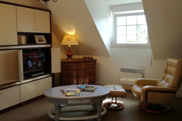 La JacoBinic is a charming gite set between land and sea, 1.5 km from the beaches. in Étables-sur-Mer, Côte de Goëlo