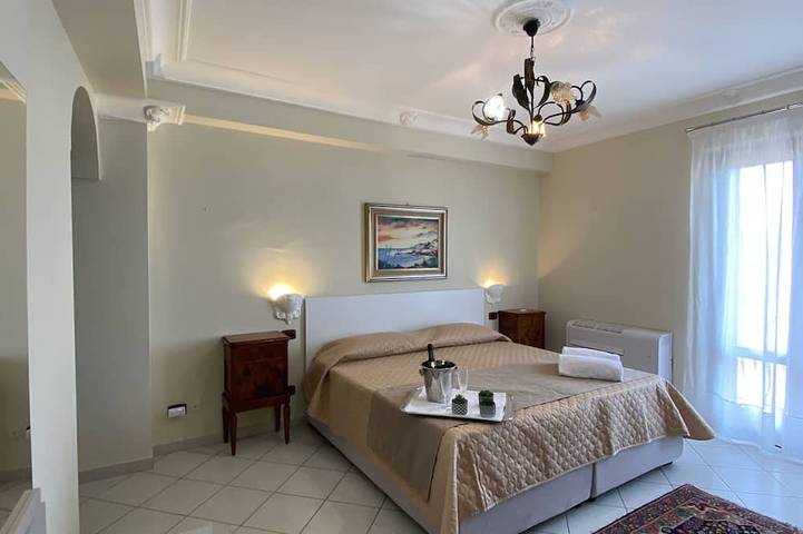 Appartamento vacanze per 60 persone, con balcone - 1