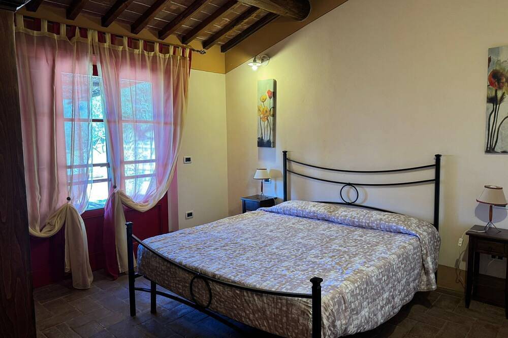 Romantisches Traumhaus mit Meerblick in Einzellage für 4 Personen mit Privatpool in Riparbella, Etruskische Küste