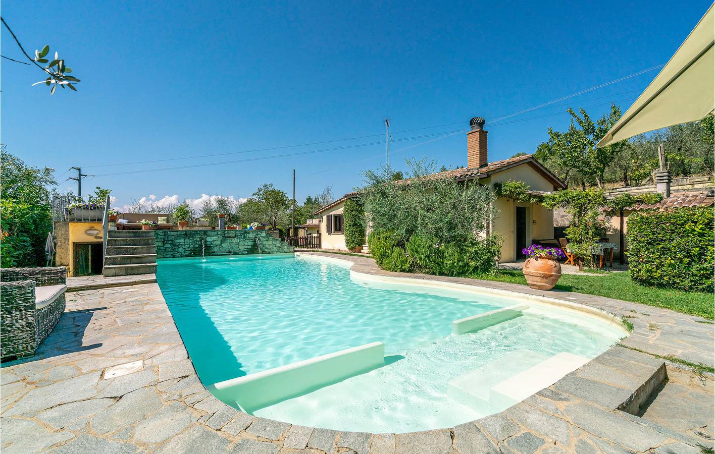 Apartamento 70m2: Parking, Piscina e Internet in Arezzo, Provincia de Arezzo
