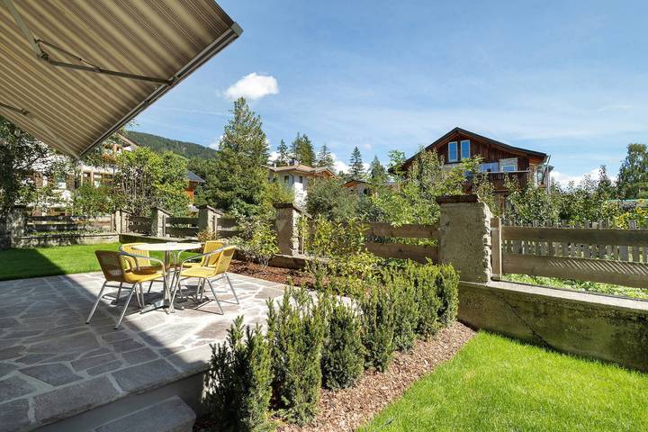 Ferienwohnung für 4 Personen, mit Garten am Pragser Wildsee