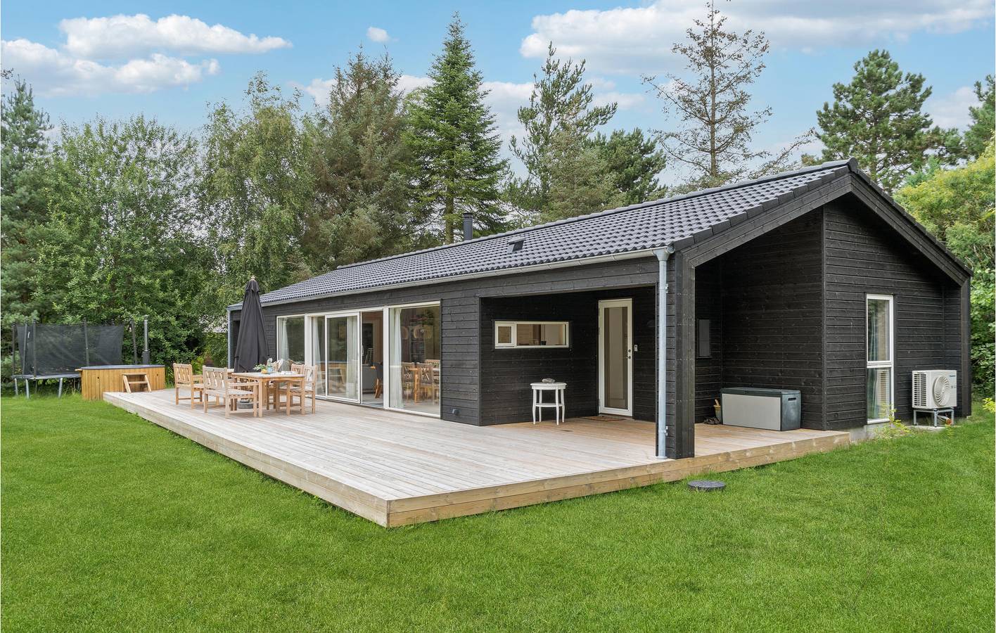 Ferienhaus für 8 Personen mit Sauna in Gudmindrup Lyng, Højby