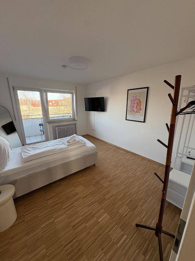 Ferienwohnung für 5 Personen, mit Balkon in Ettlingen
