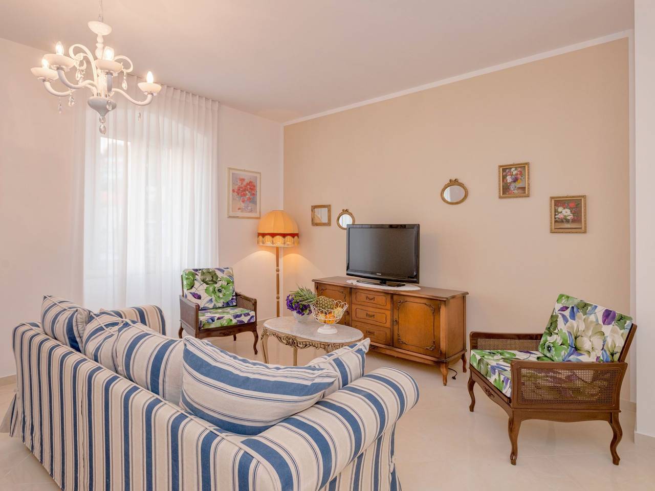 Villa Radovani mit privatem Pool und Panoramablick aufs Meer, Jelsa, Insel Hvar in Jelsa, Hvar (isla)