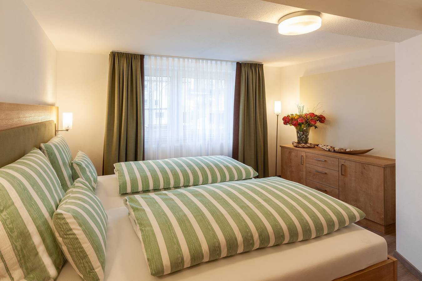Ganze Wohnung, Ferienwohnung 'Rhön' mit Balkon, Gemeinschaftsgarten und Wi-Fi in Wächtersbach, Main-Kinzig-Kreis
