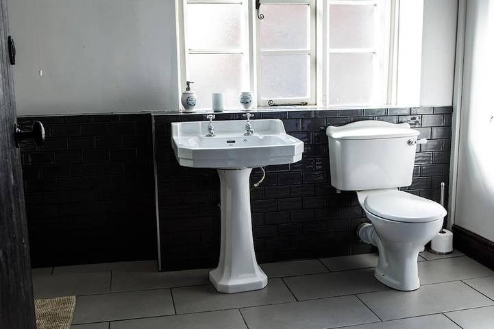 Zweibettzimmer-Gemeinsames Badezimmer in Birmingham, Birmingham und Umgebung