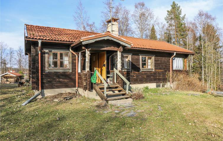 Hus för 4 Personer, med Terass samt Trädgård och Sjöutsikt i Falun