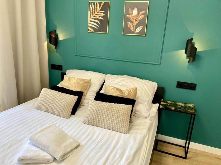 Apartament wakacyjny dla 4 osób, z ogród i widok oraz balkon i sauna w Serock