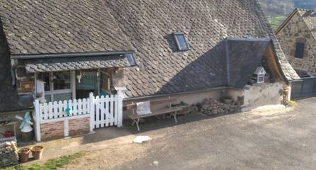 Gîte pour 2 personnes, avec terrasse dans le Cantal