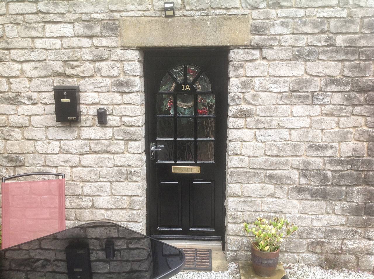 1A Market Square in Tideswell, Derbyshire