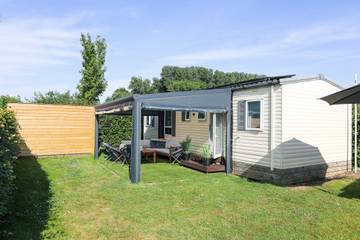 Ferienhaus für 4 Personen, mit Balkon/Terrasse und Terrasse in Kortgene