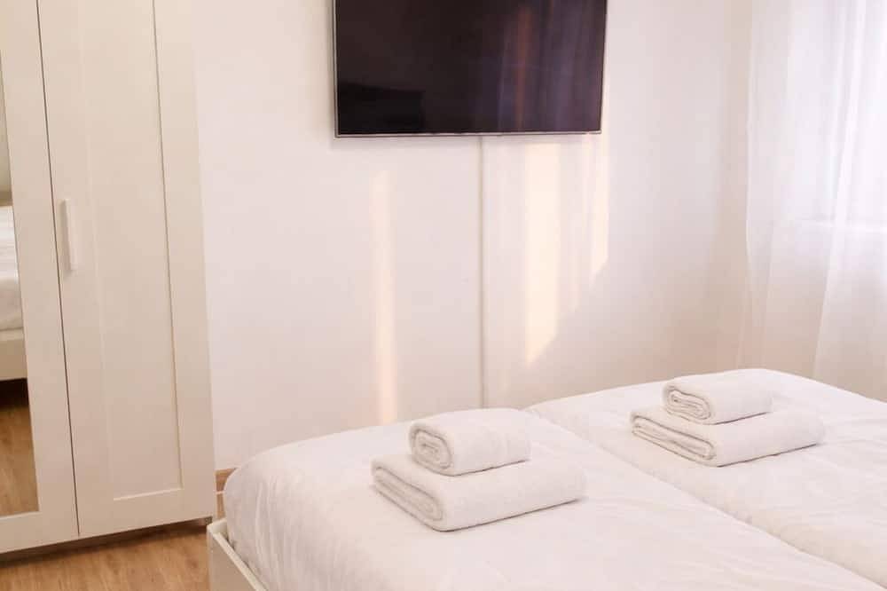 Ganze Wohnung, Luxus Wohnung am Rand von Stuttgart in Ludwigsburg, Landkreis Ludwigsburg