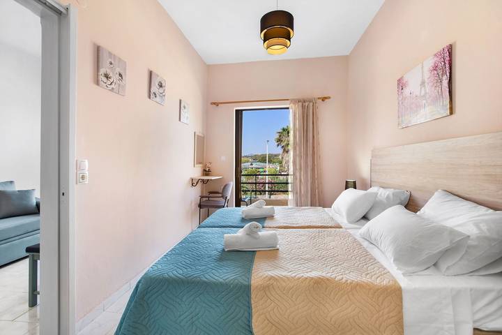 Gîte pour 3 personnes, avec vue sur l’océan et balcon à La Canée - 3