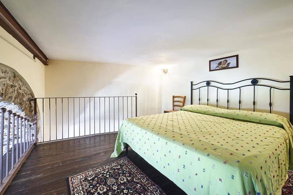 4 pers. cottage near Cilento on the Amalfi coast. in Casal Velino, Cilento